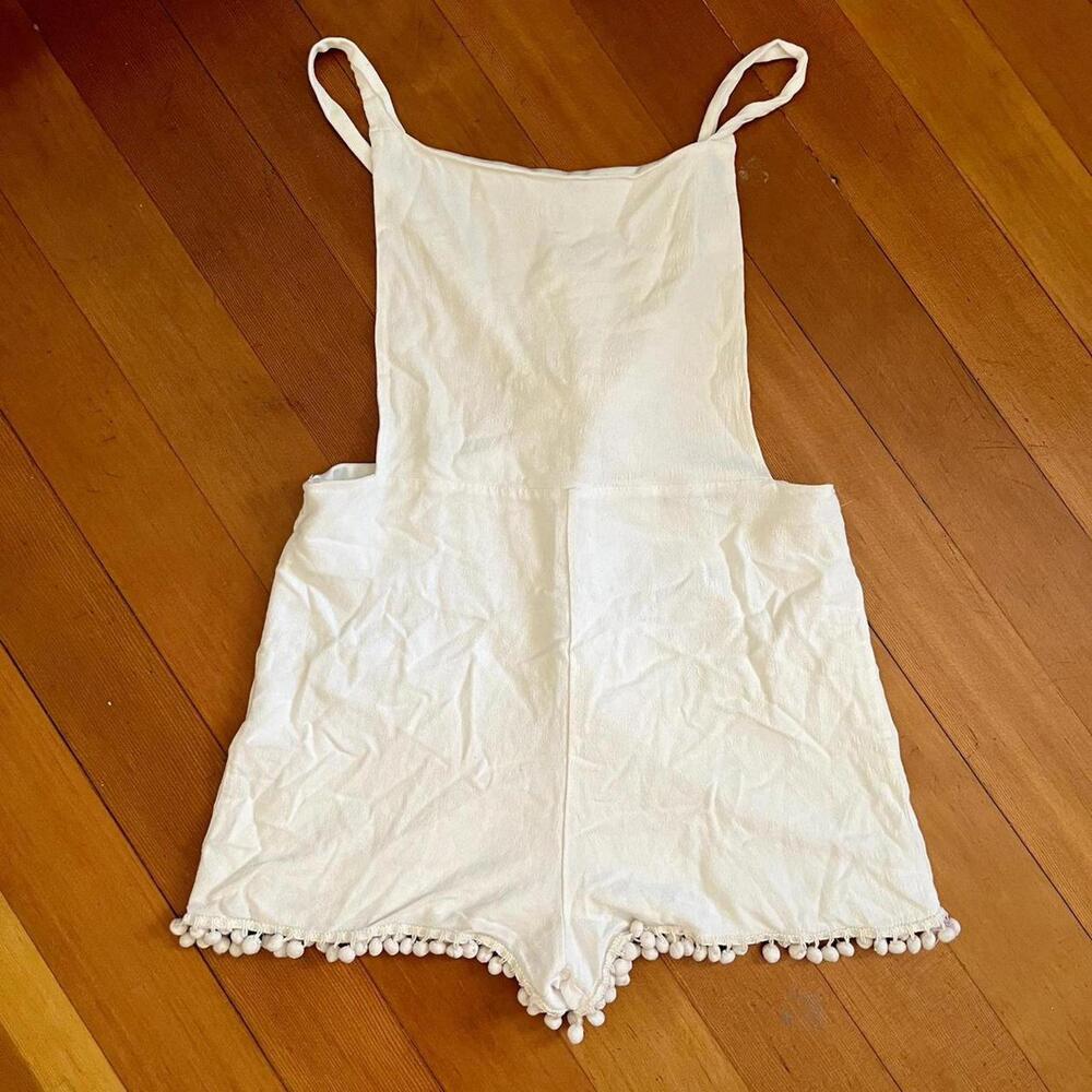 Honey Punch White Pom Pom & Back Tie Coquette Cottage Core Romper, Size XS